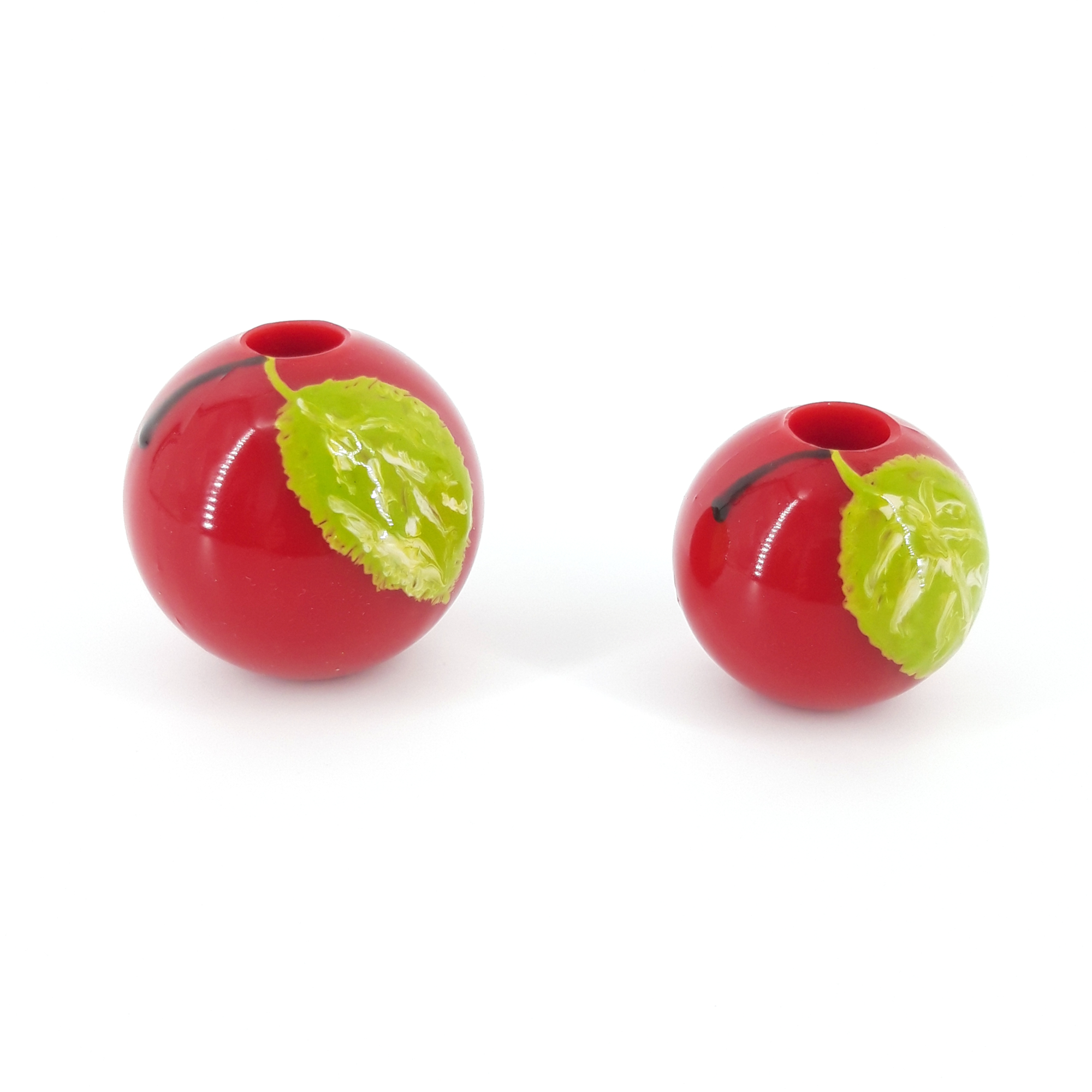 ball gag: red apple