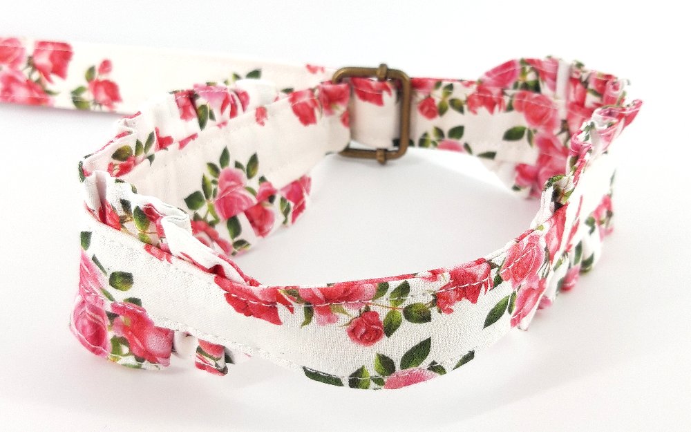 fabric strap with roses