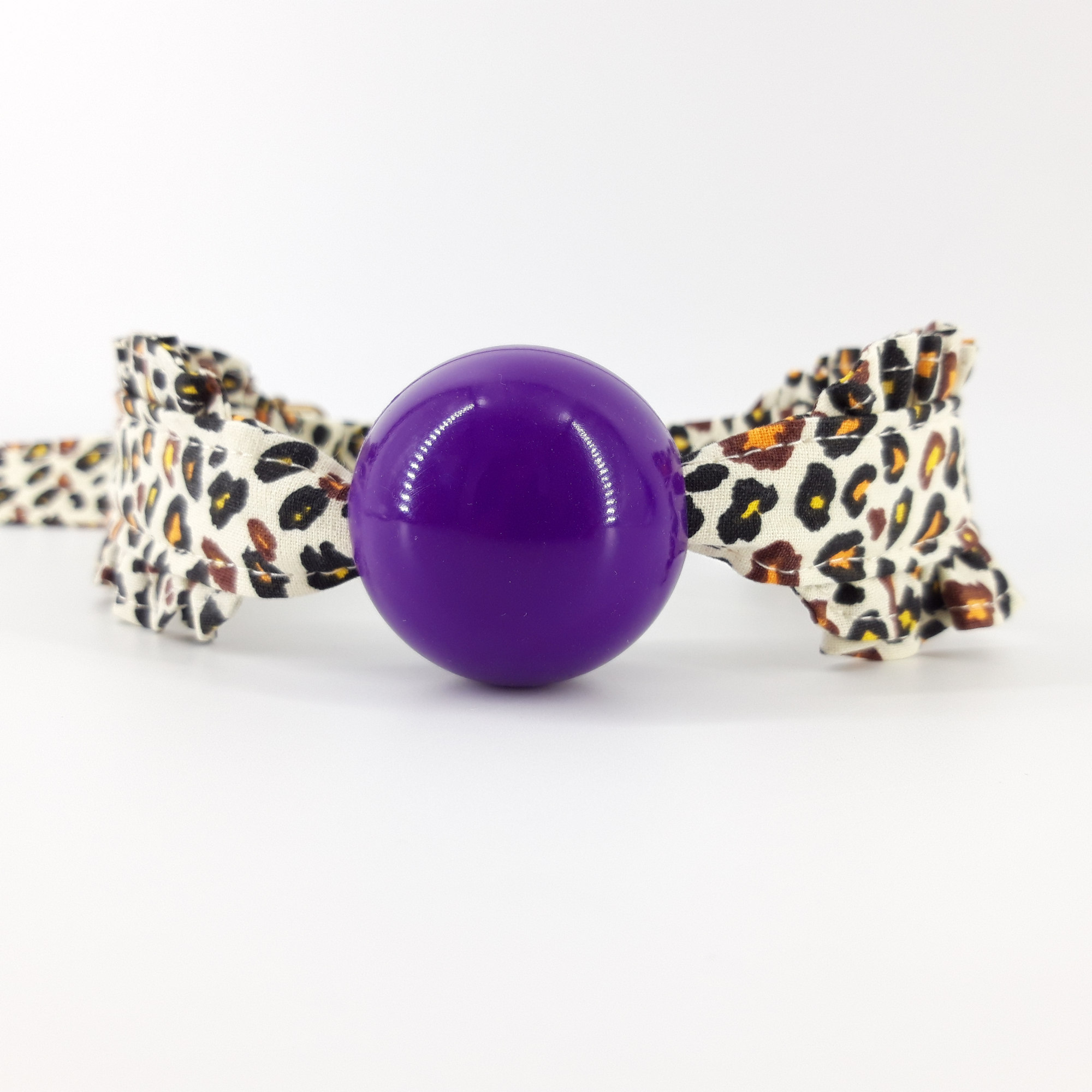 fabric strap leopard pattern