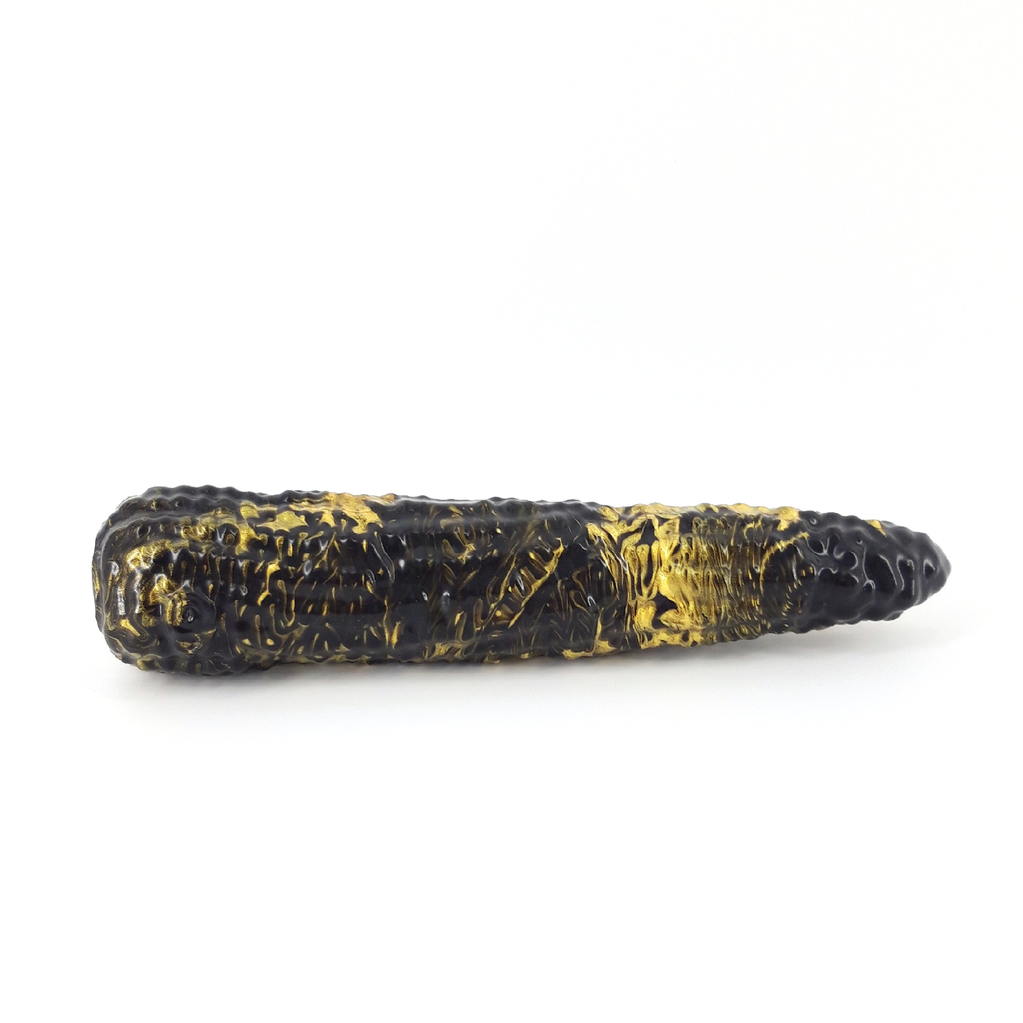 Corn on the cob: black and golden colored